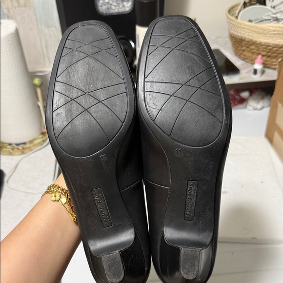 Comfort Plus by Predictions Women's Classic Black Heels - Picture 3 of 4